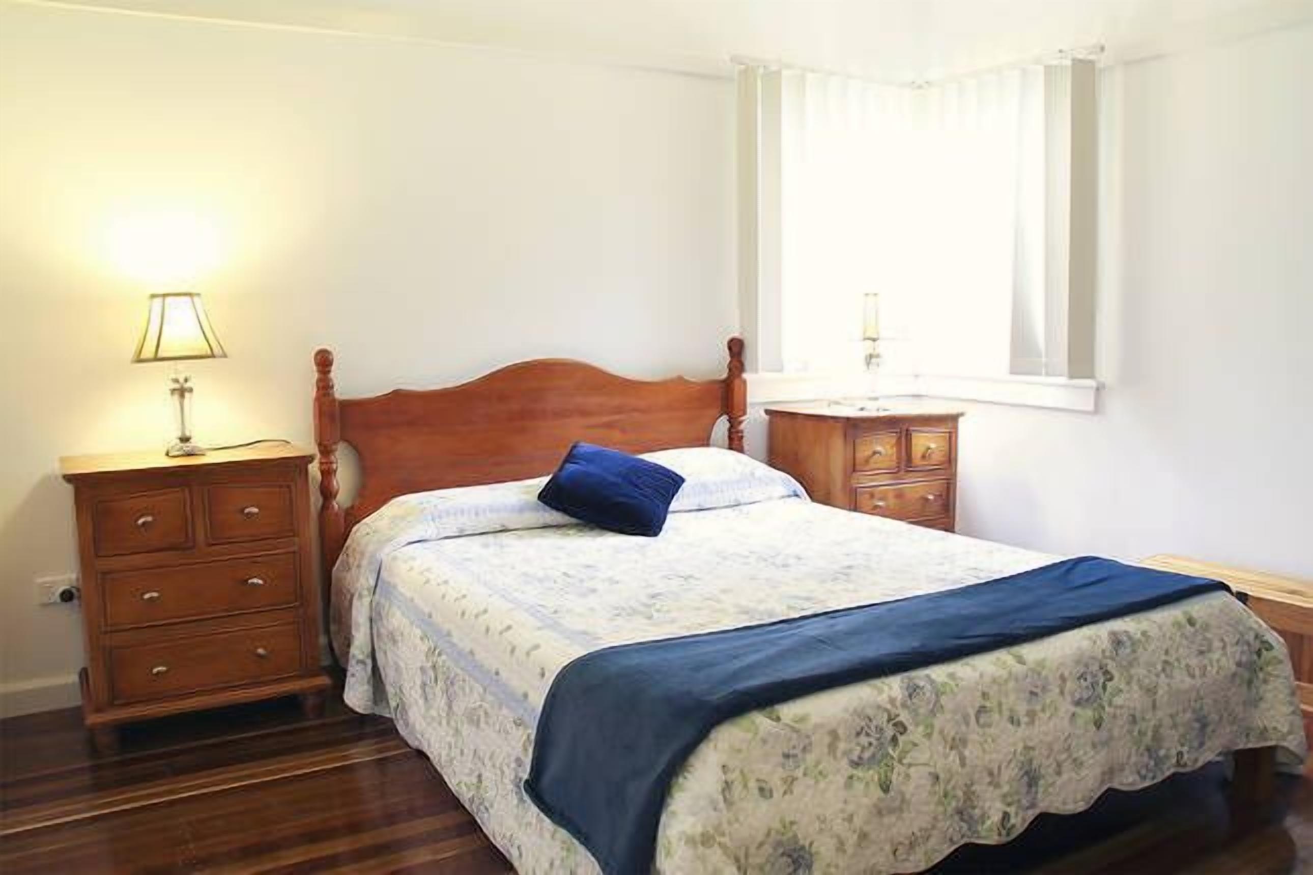 King Cottage - Pet Friendly ( Outside Only)