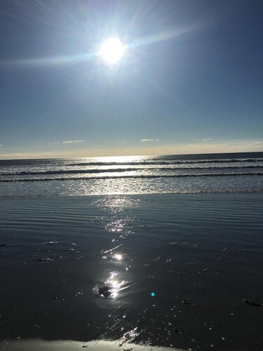 2 Beach Coastal Cottage