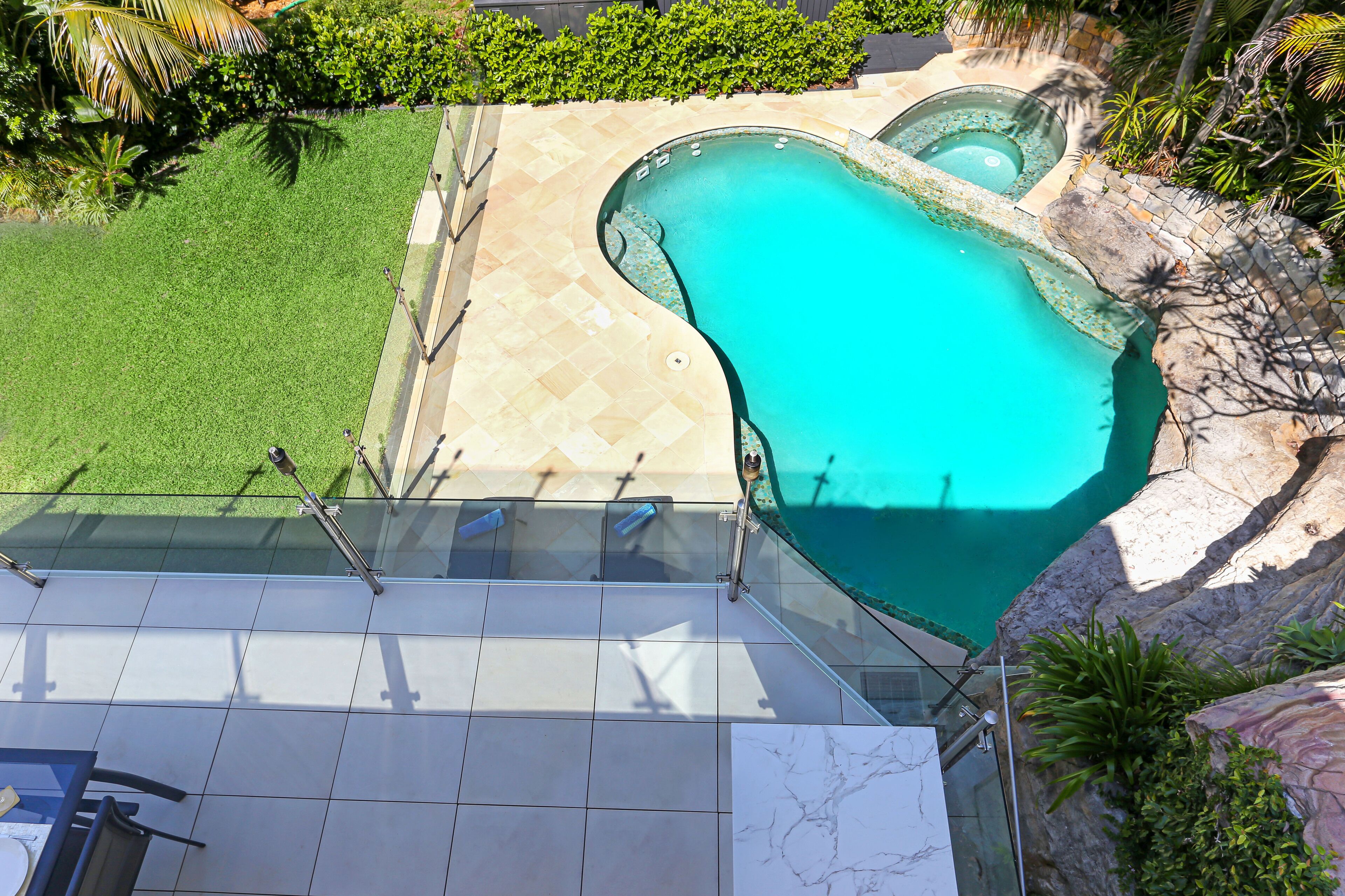 Balmoral Beach Luxury (new)  15% disc applied — image 12