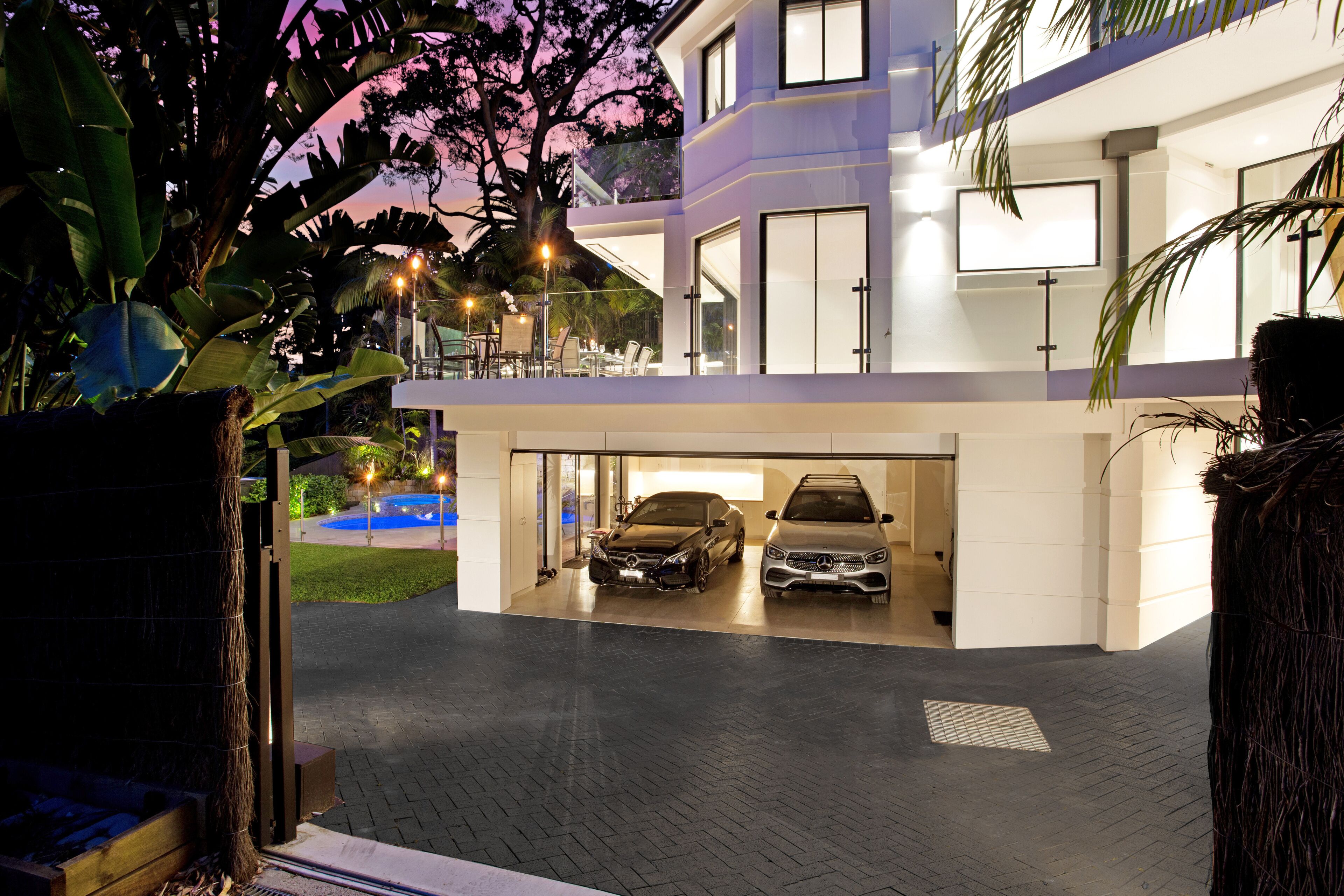 Balmoral Beach Luxury (new)  15% disc applied — image 4