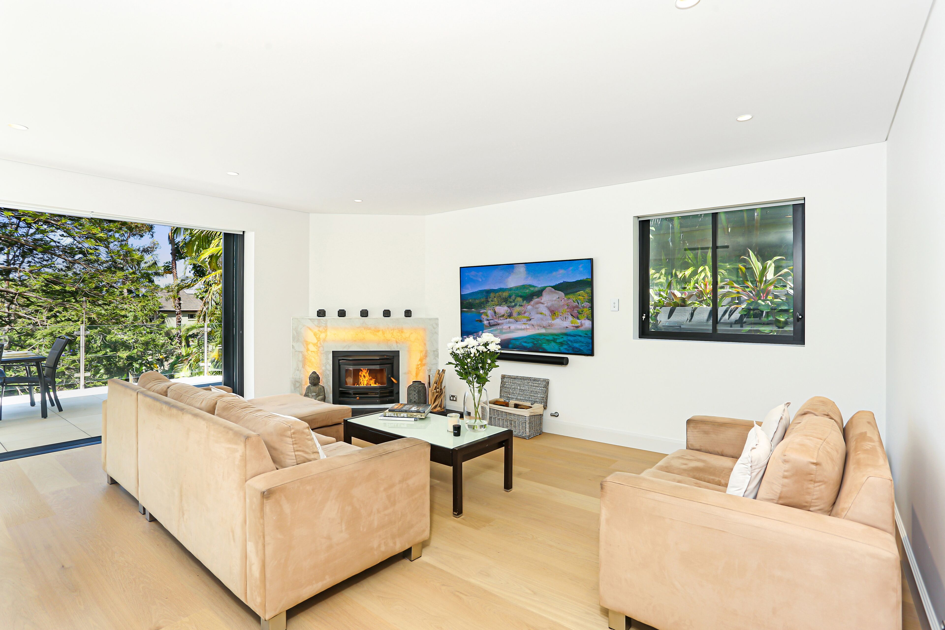 Balmoral Beach Luxury (new)  15% disc applied — image 16