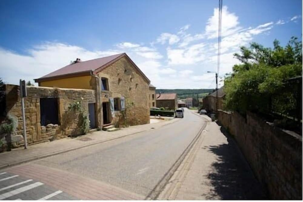 Gîte "Clos de la Fouchère" in Torgny classified 3 ears, 2 to 22 people possible