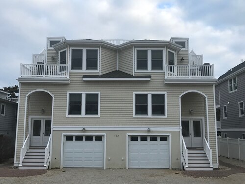 FALL VIIKKOJA! 6 RANNALLA TALOA .. Kävele ravintoloihin / minigolfiin