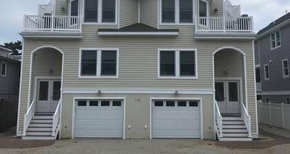 FALL VIIKKOJA! 6 RANNALLA TALOA .. Kävele ravintoloihin / minigolfiin