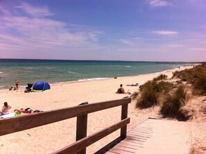 Beach nearby, sun-loungers