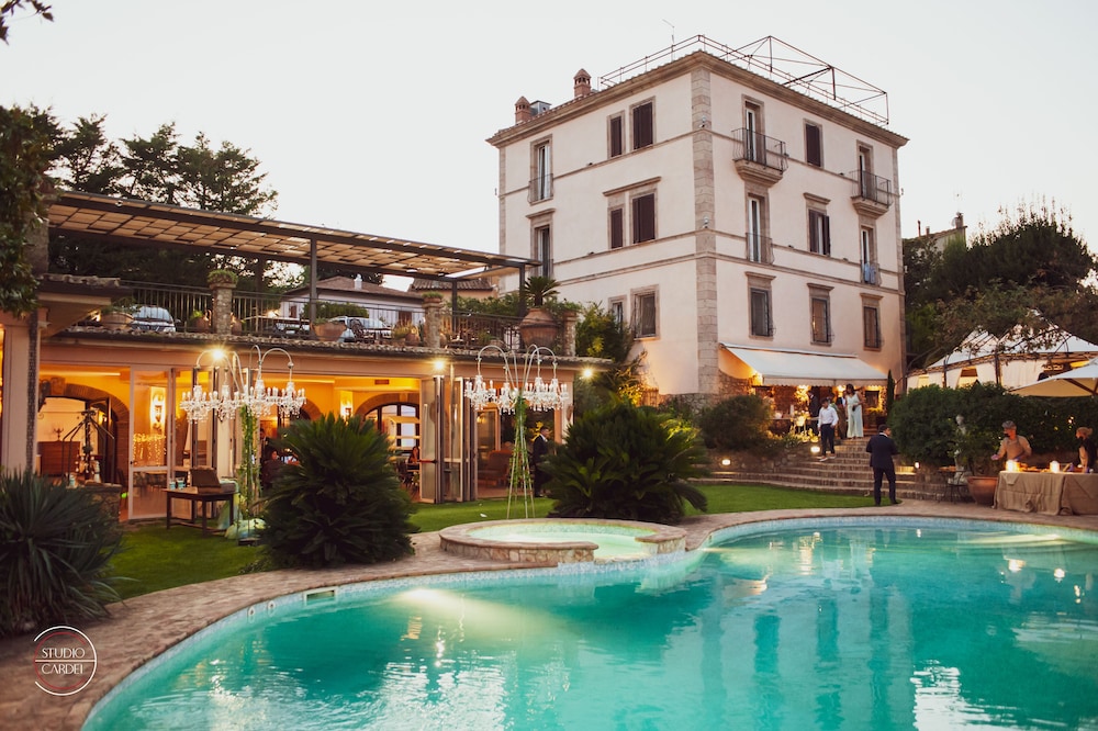 Villa Clodia Relais - SWIMMING POOL - LAKE VIEW