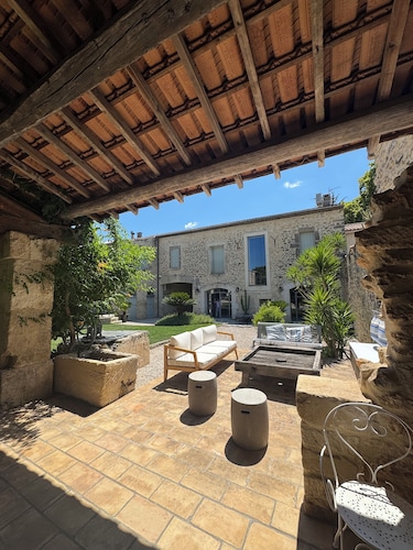 Villa Luxe avec grande Piscine proche Montpellier a 20 minutes des Plages