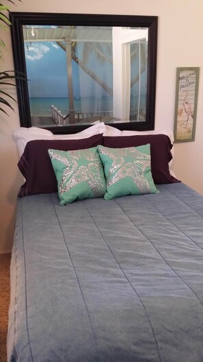 2 bedrooms, iron/ironing board, free WiFi, bed sheets