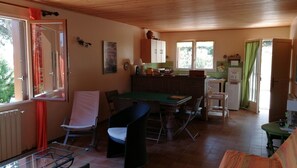 Dining - 2 rooms on the ground floor in a private house (CONCA)