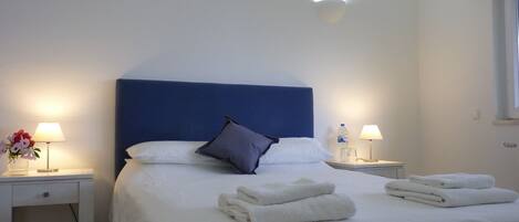 4 bedrooms, in-room safe, iron/ironing board, travel crib