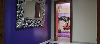 緑のスペース、静かなエリアにはスイミングプールと6000平方メートルのキンタ。