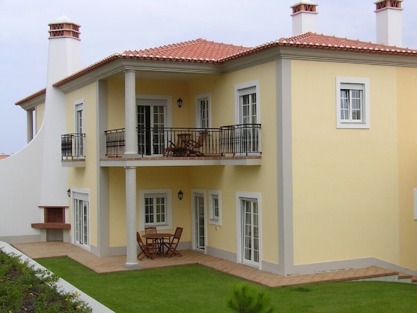 Exterior - Luxury house at Praia D'el Rey Golf & Beach Resort (Obidos)