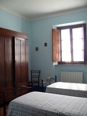 5 chambres, fer et planche Ă repasser, lit parapluie, Wi-Fi gratuit