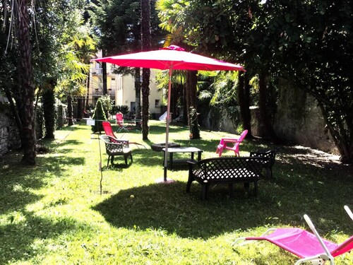 Beautiful T3 "design", 4 *, quiet in the garden, town center -2 bedrooms, 2/5 people