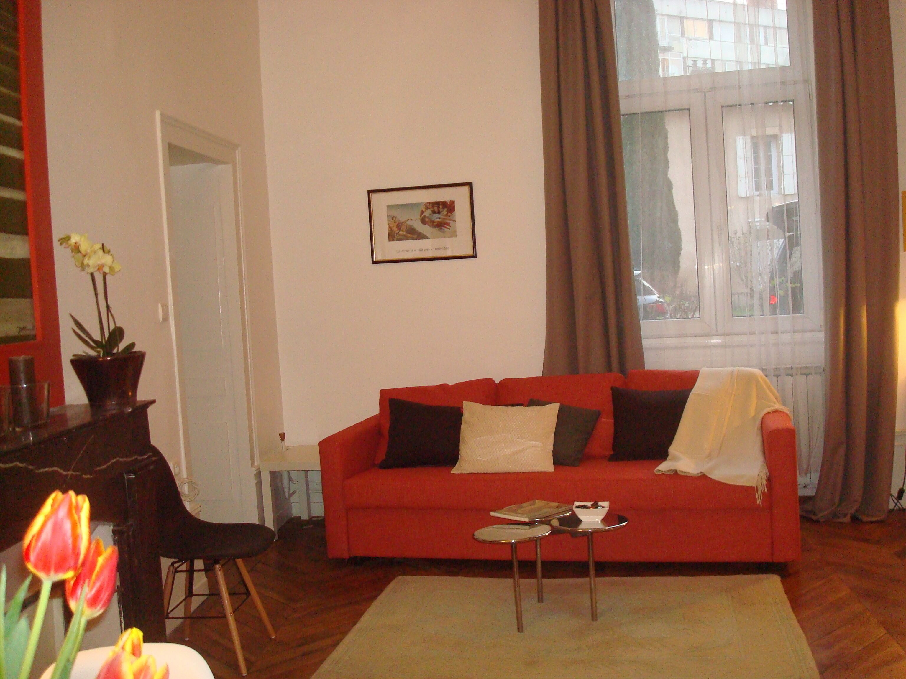 guesthouse CLOS ST JEAN with 2 luxury apartments, independent