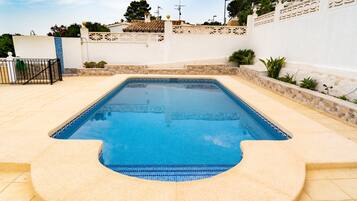 Piscine extérieure