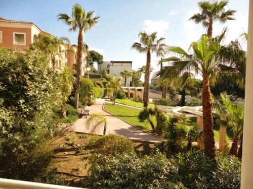 T2 36m2 ds palm pool residence 700m sandy beach and town Giens