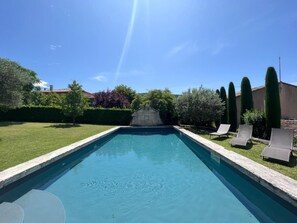 Outdoor pool - Charming country house with swimming pool at the foot of Mont Ventoux  (Malaucène)