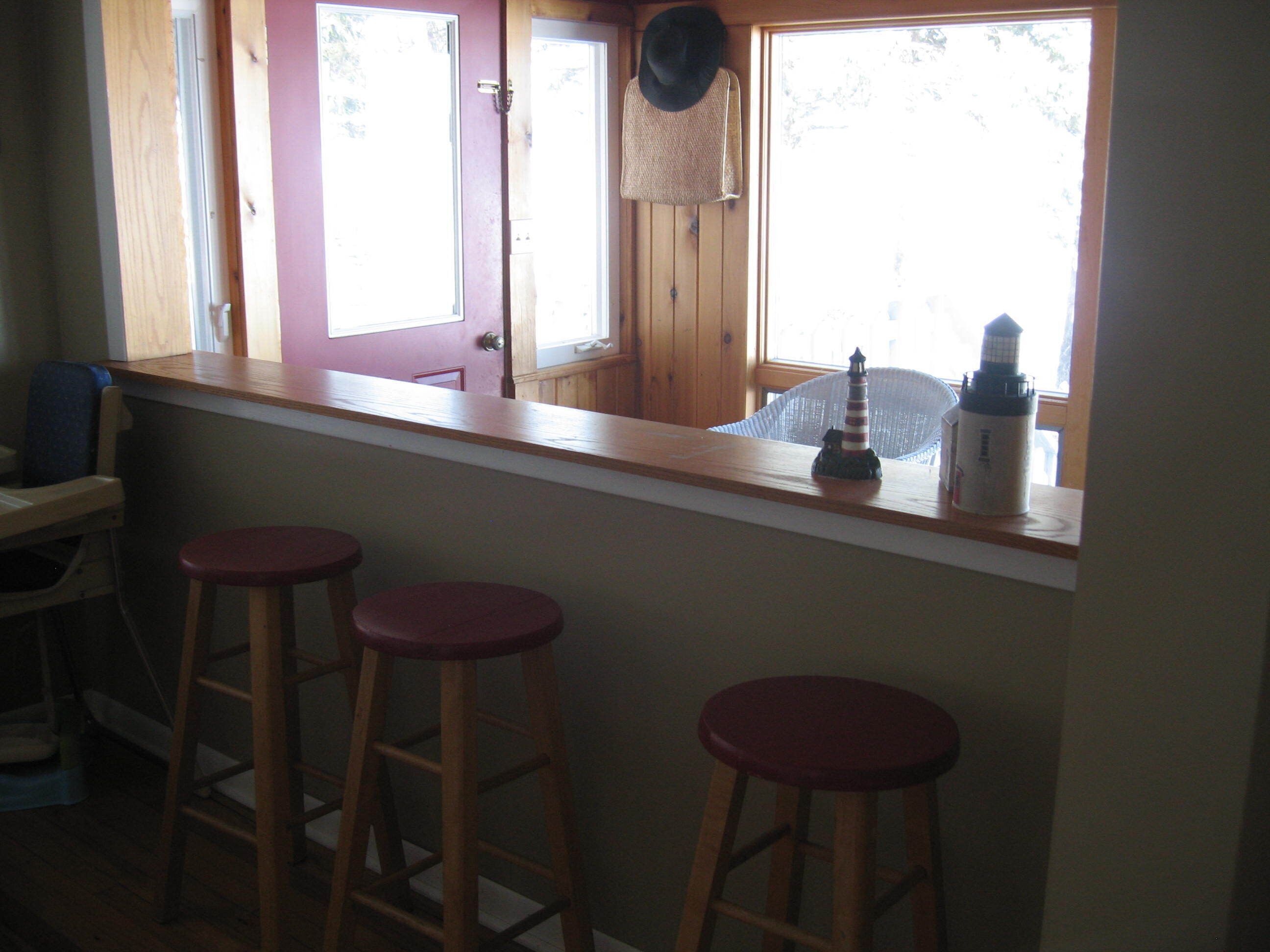 A Must Stay..Charming.. Sleeps 10   Shallow Sandy Bottom..Perfect for Children!