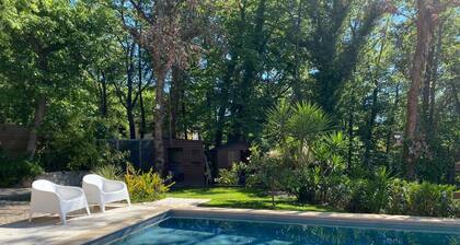 MAGNIFICENT VILLA WITH SEA VIEW, SWIMMING POOL, GARDEN, PÉTANQUE COURT