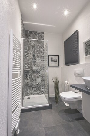 Hair dryer, towels - ADAM & EVA ABSOLUTELY CENTRAL (Bamberg)