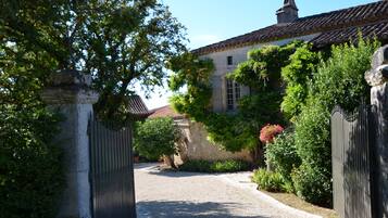 Jardines del alojamiento