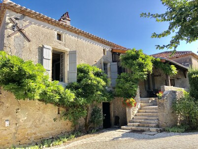 Character stone Lot house with swimming pool.