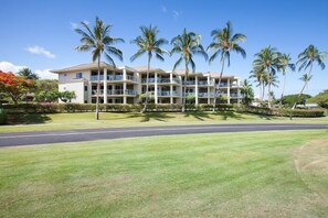 Exterior - Partial Ocean Views, Top Floor. Beach Gear Included.  Vista Waikoloa A304 (Waikoloa Beach Resort)