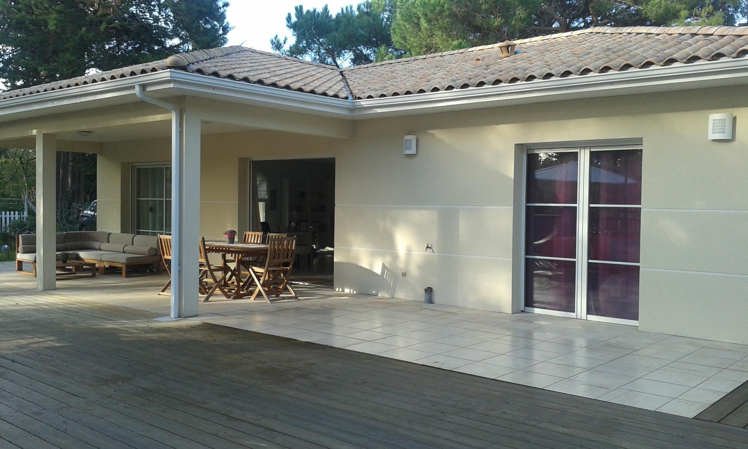 Beautiful recent villa at Cap Ferret. Sought after area of Mimbeau