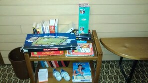 Games room - Beautiful views - mountain railways, ski lifts / Aquaria free; Pool House (Oberstaufen/Steibis)