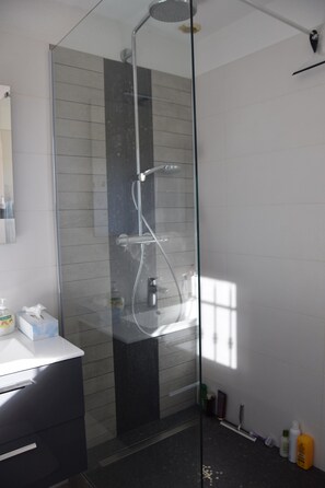 Dusche, Haartrockner
