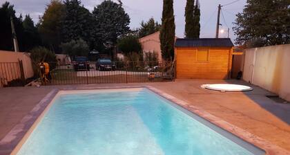 Charmente Haus am Fuße des Luberon Studio 4 Personen Pool und SPA