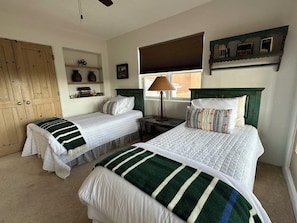3 bedrooms, desk, iron/ironing board, free WiFi - Casa Tórtola - 3BR Close To Plaza, Skiing, Ft. Marcy Park. Great Mountain views (Santa Fe)