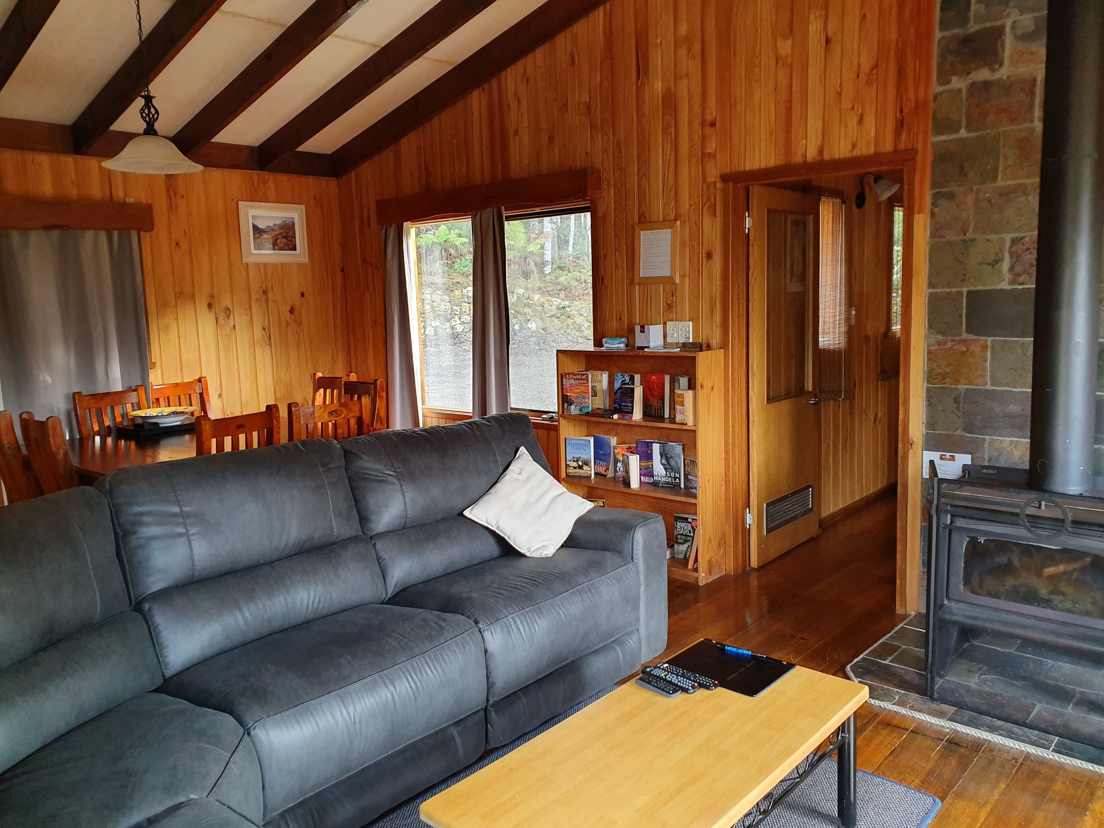 Cradle Alpine Retreat : - Cradle Cottage (2 bedrooms) — image 5