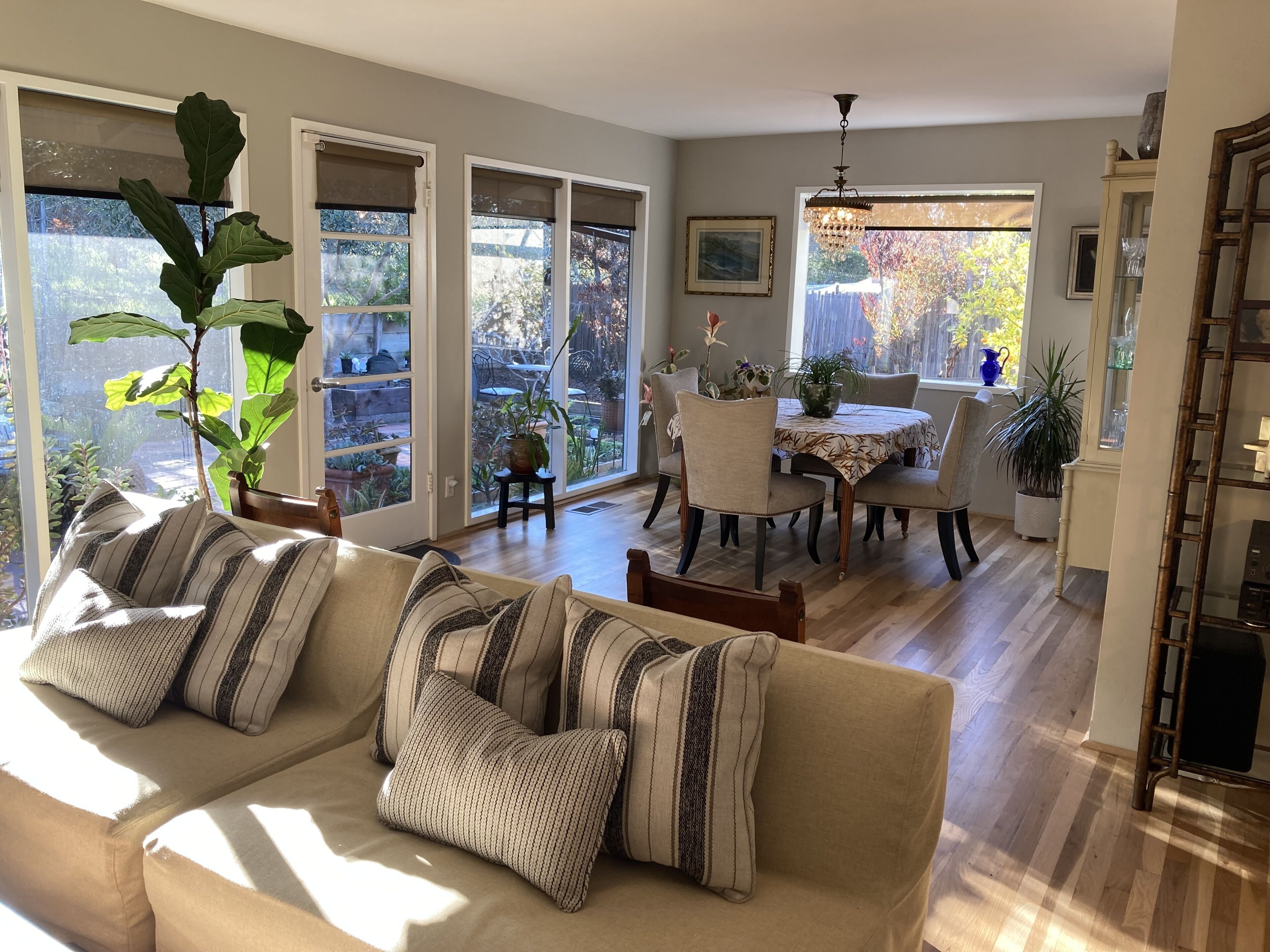 GOLF-BEACH-HIKE Sunny Privacy with Full Kitchen