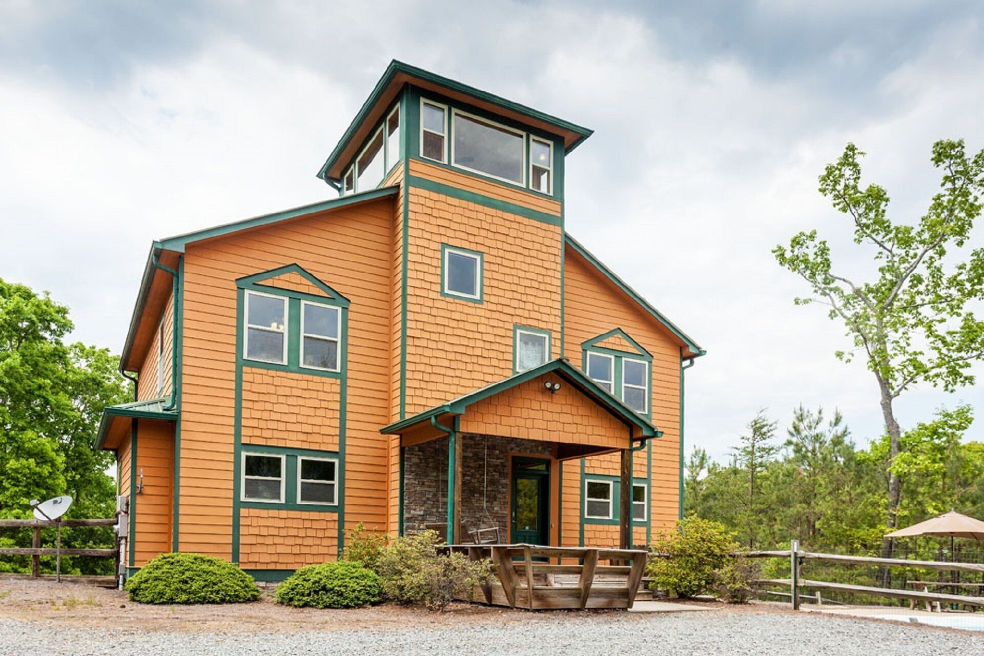 Poolside Mountain Retreat - Hot Tub, Fire Pit