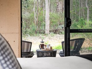 1 chambre, bureau, fer et planche à repasser, Wi-Fi