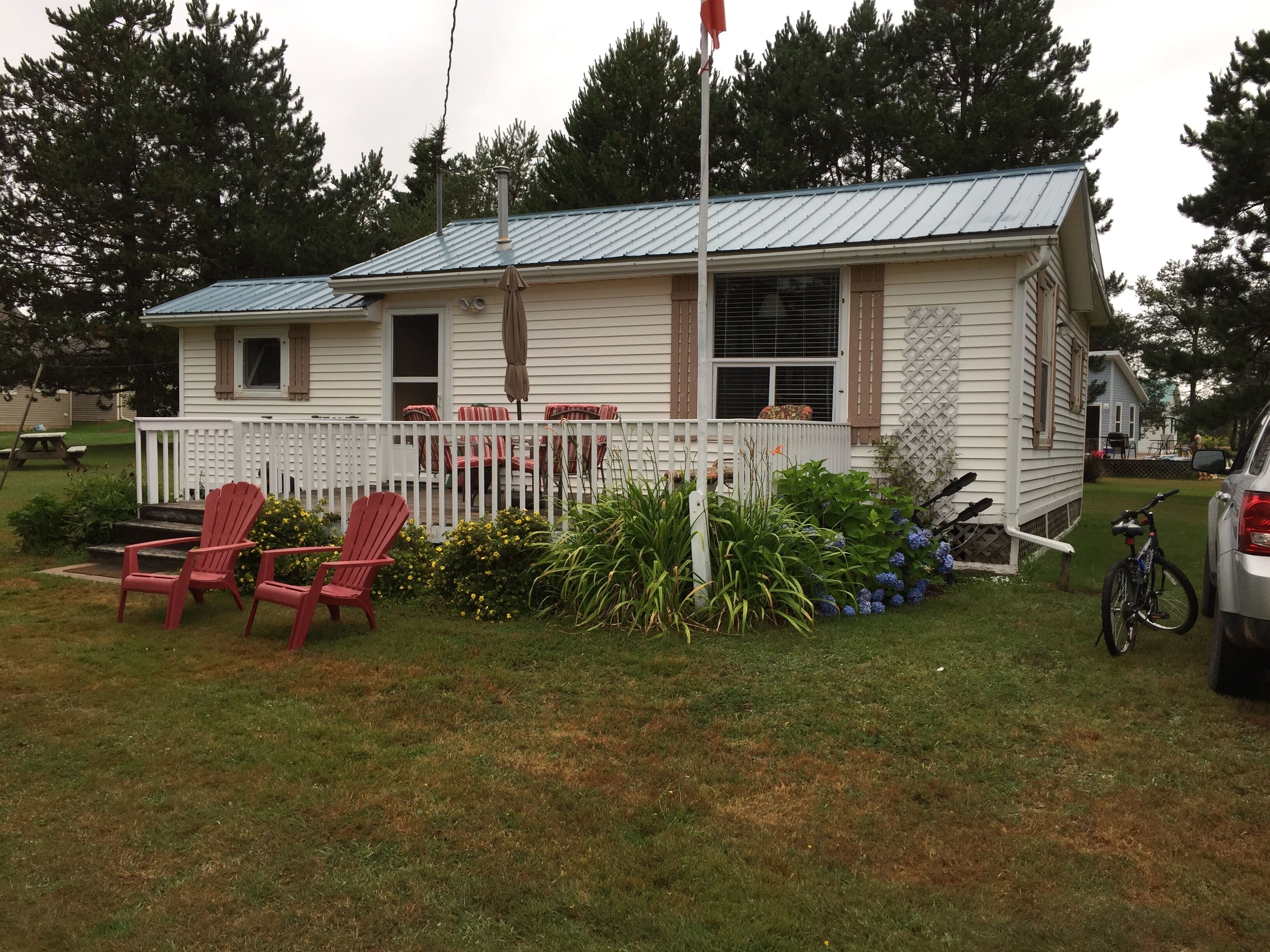 Front view - Come stay!!