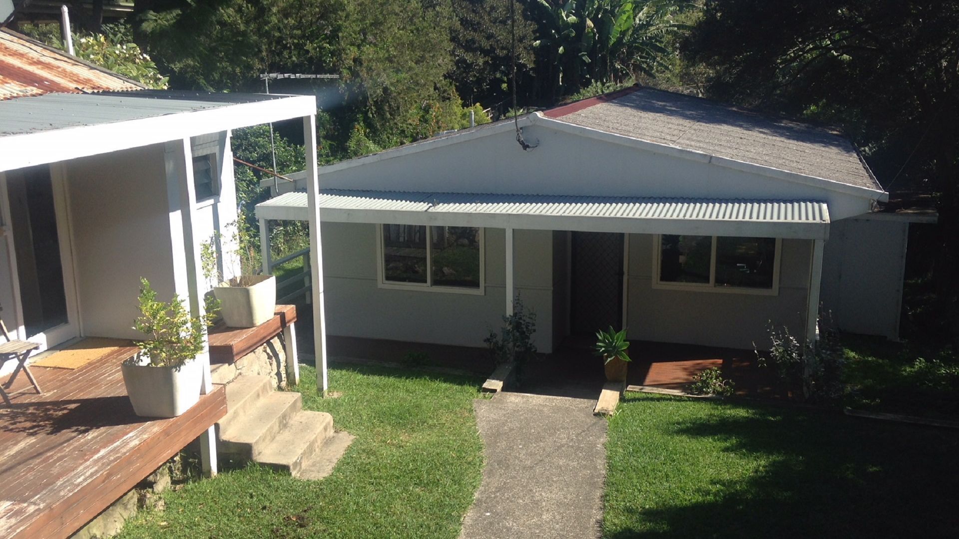 Jibbon Beach Cottage Bundeena