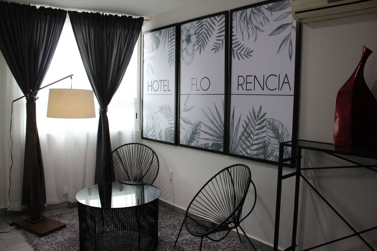 Junior Room, 1 King Bed, Non Smoking | Desk, laptop workspace, iron/ironing board (on request), WiFi (free)