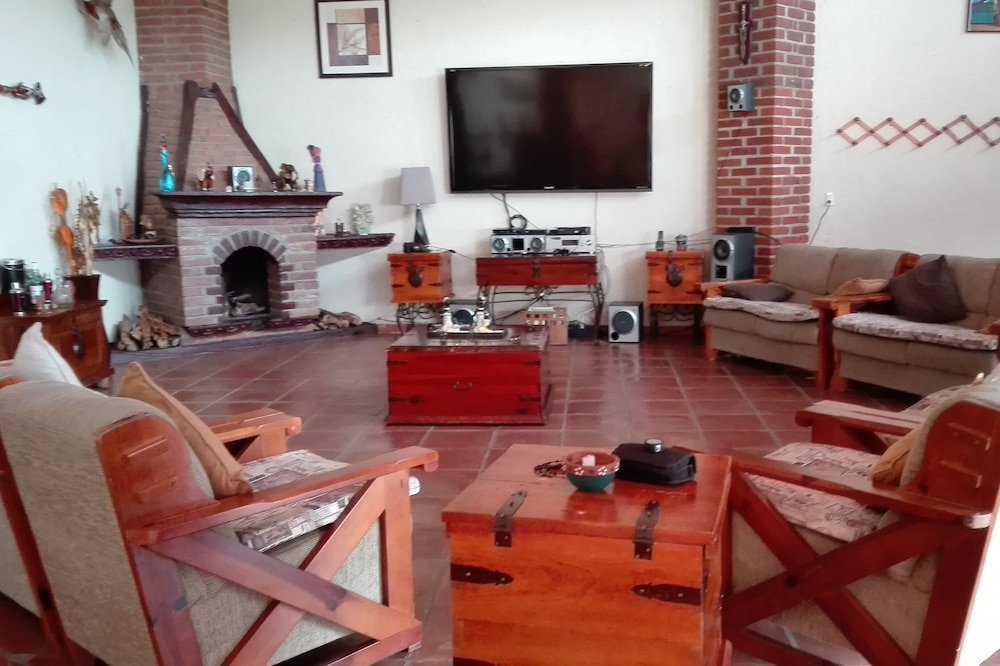 Casa de descanso fines de semana ( ixtapan del oro)