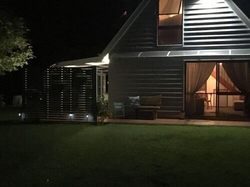 Cuddle Cottage Montville