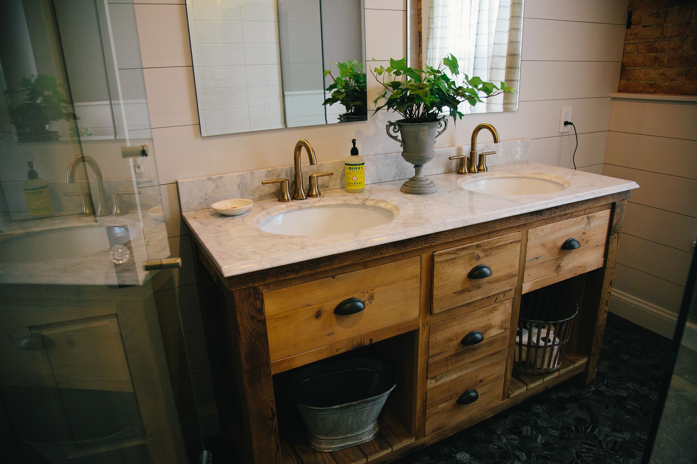 Designer Historic Home in Downtown Lancaster