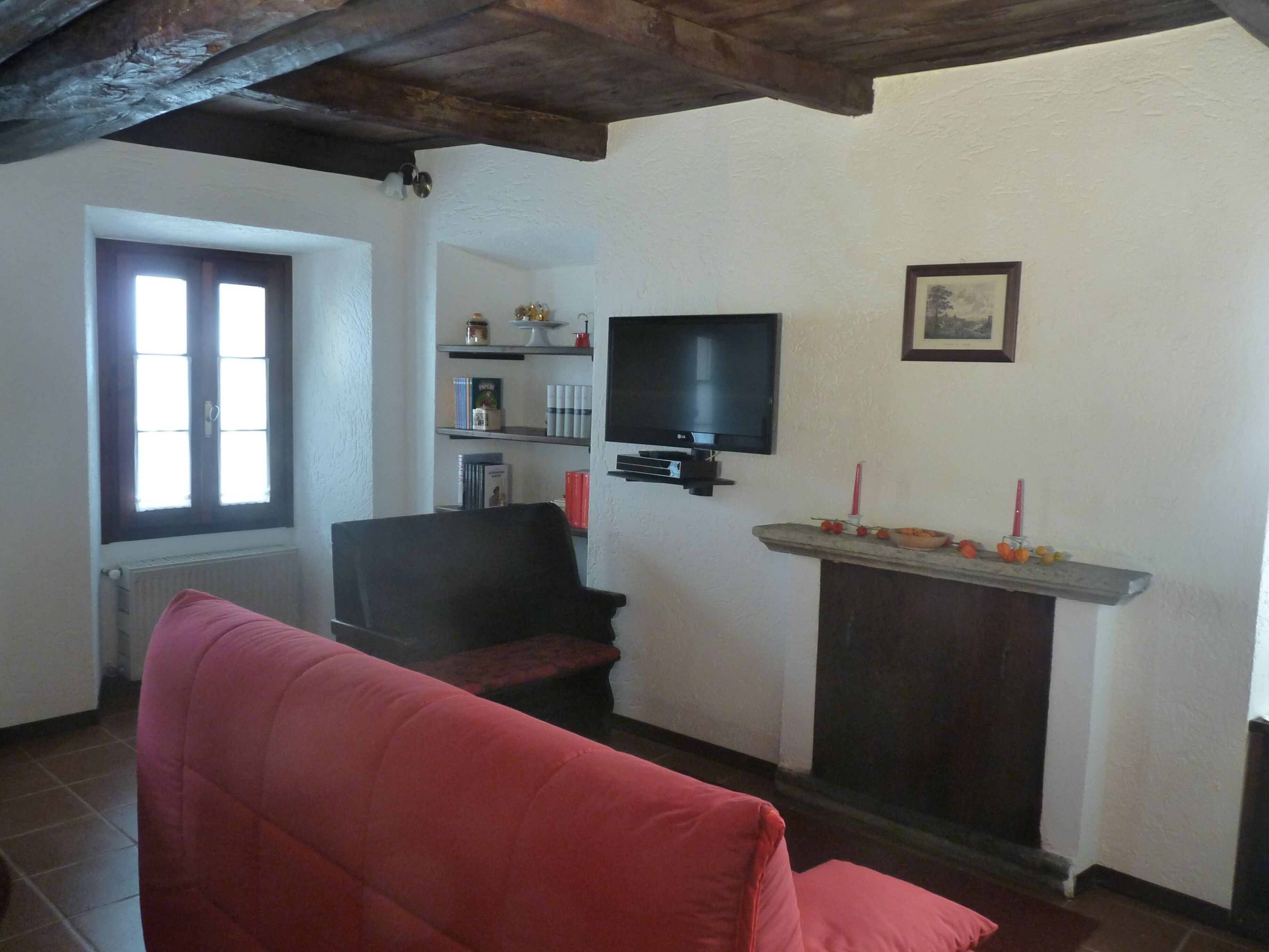 Apartment Cusius in Orta San Giulio on Lake Orta with parking and lake view