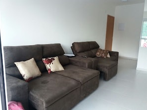 TV, DVD player