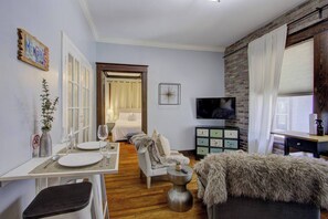 1 soveværelse, skrivebord, strygejern/strygebræt, gratis Wi-Fi