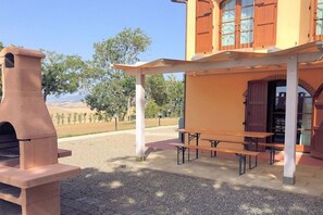 Outdoor dining - Borgo del Silenzio - Papavero two-bedroom apartment with private terrace (Provincia di Pisa)