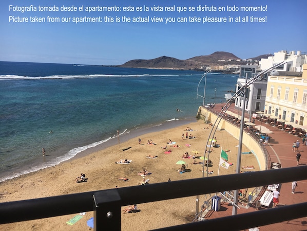 Sulla spiaggia, teli da spiaggia