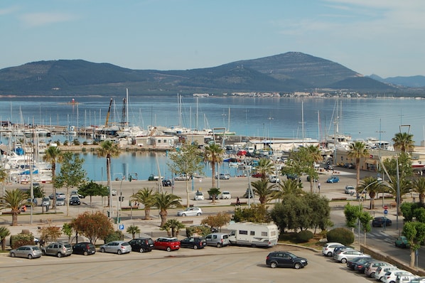 Marina