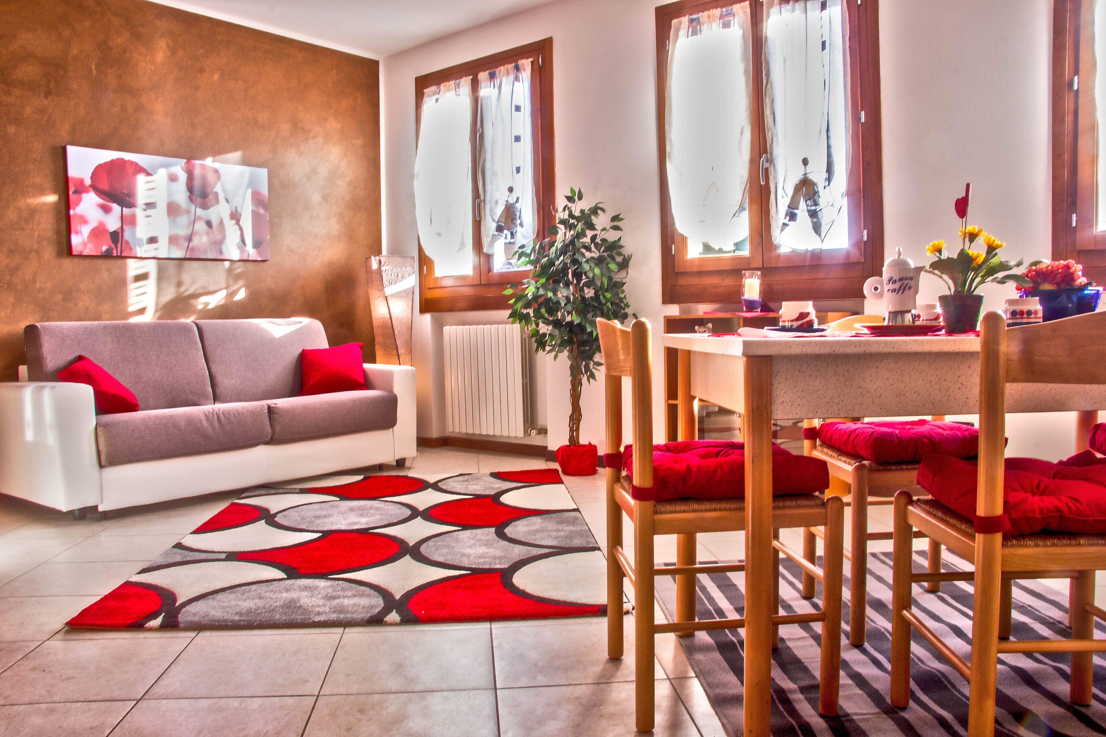 B&B GARDEN VIEW APARTMENT - Spacious and elegant on two levels